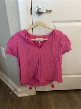 Women’s Hot Pink V‑Neck Tassel Tie Short Sleeve Blouse
